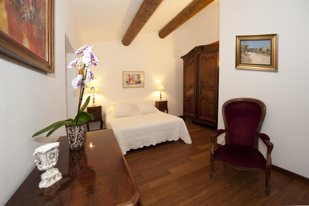 La Maison Du Peintre En Provence Mallemort Quarto foto